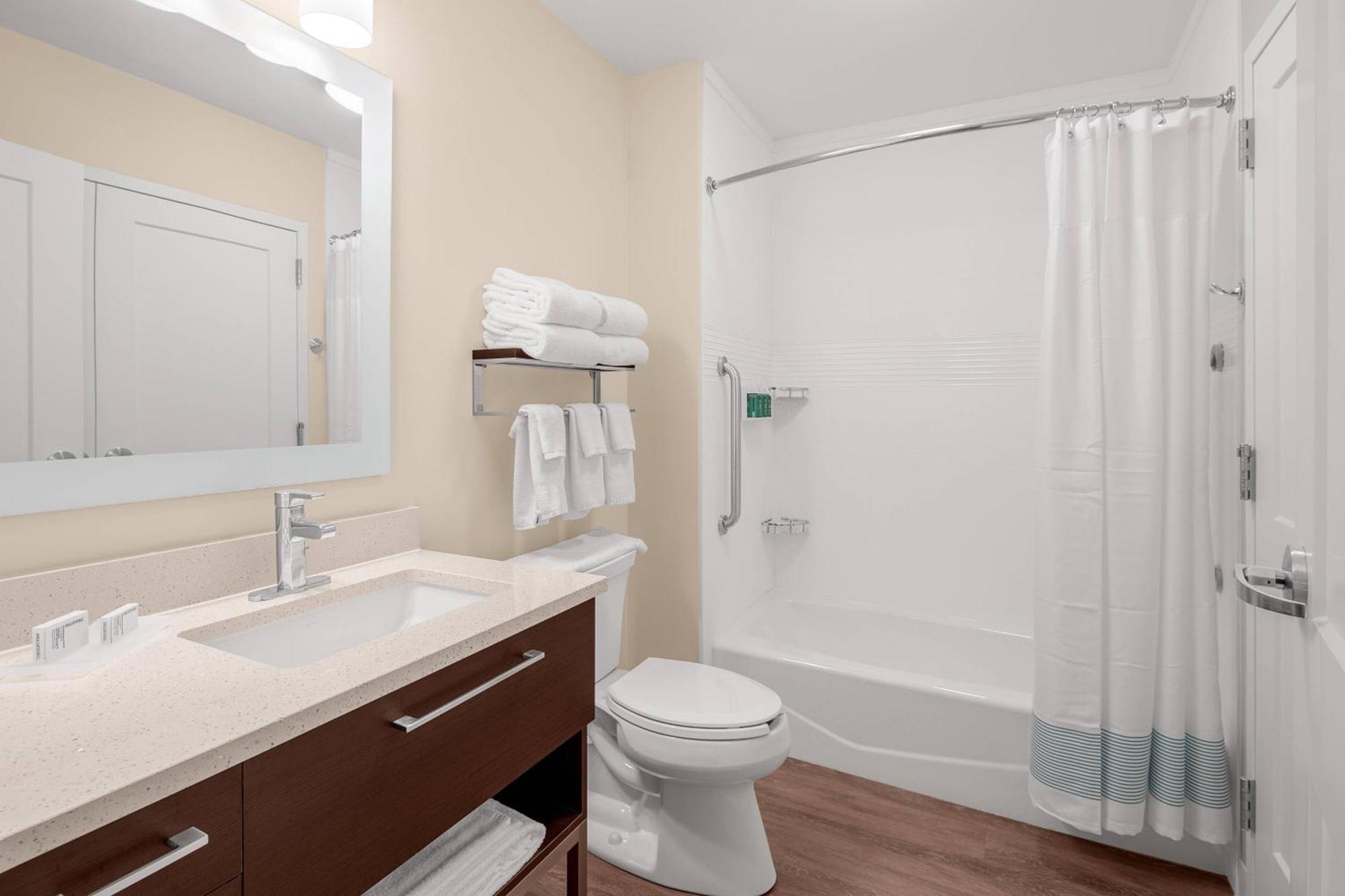 Towneplace Suites Cincinnati Fairfield Zewnętrze zdjęcie