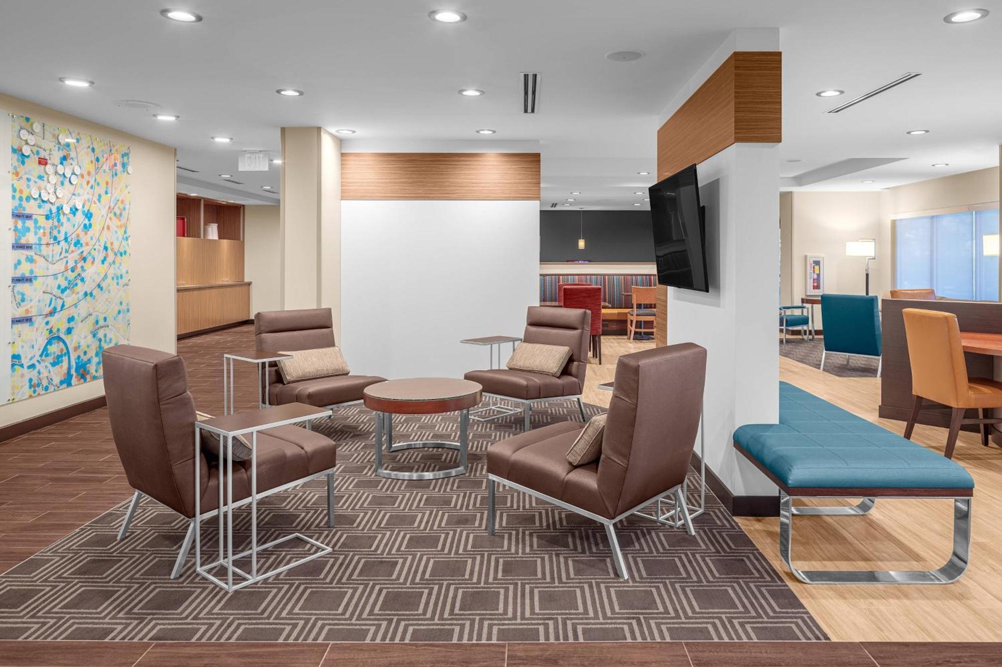 Towneplace Suites Cincinnati Fairfield Zewnętrze zdjęcie